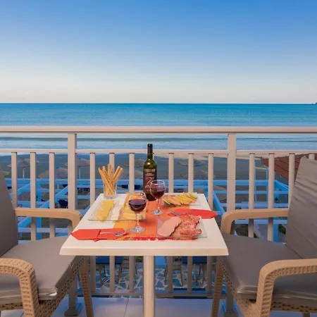 شقة Sea Diamond لاغاناس